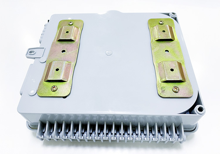 Hộp phối quang ODF 12FO ngoài trời cung cấp bởi Unirack Hộp phối quang ODF 12FO ngoài trời cung cấp bởi Unirack