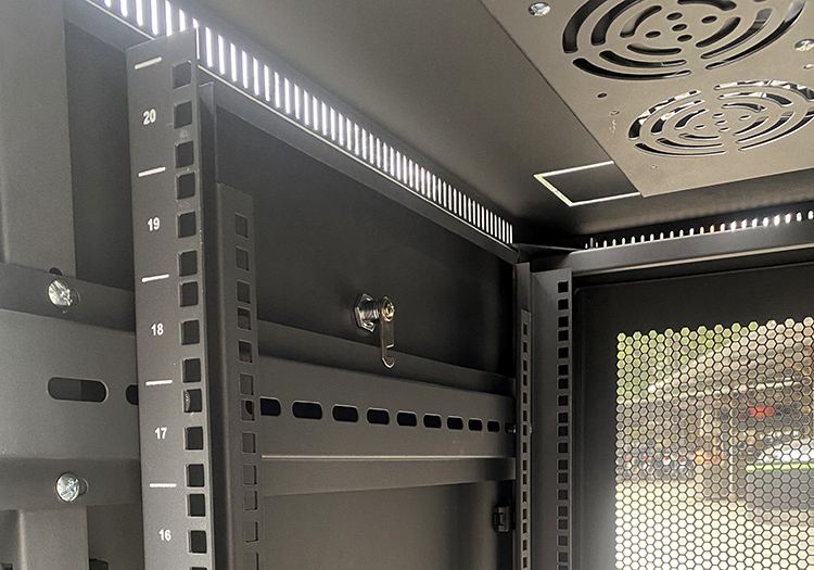 Khung thanh tiêu chuẩn tủ rack 20U