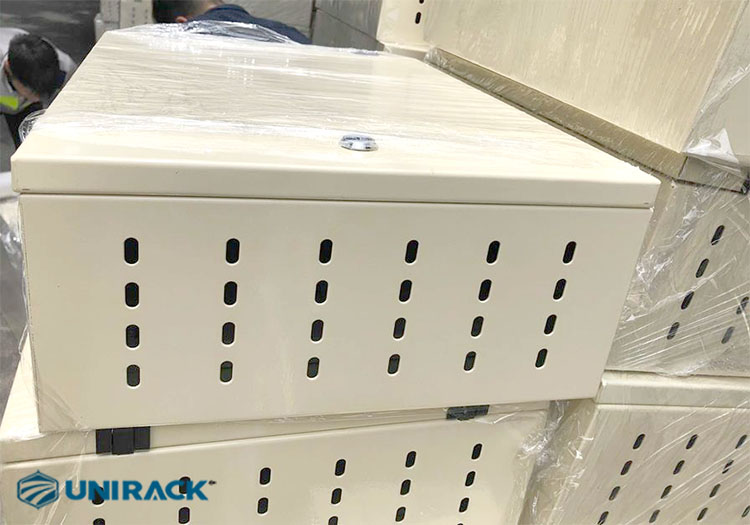 Vỏ tủ điện Unirack sản xuất theo yêu cầu