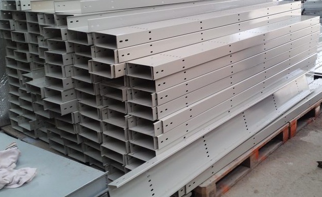 Máng cáp sơn tĩnh điện 75x50 dày 0.8 Máng cáp sơn tĩnh điện 75x50 dày 0.8