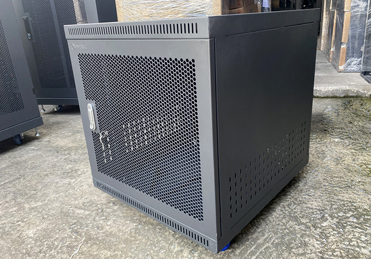 Tủ rack 10U D600, Tủ mạng 10U D600 màu đen Unirack Tủ rack 10U D600, Tủ mạng 10U D600 màu đen Unirack