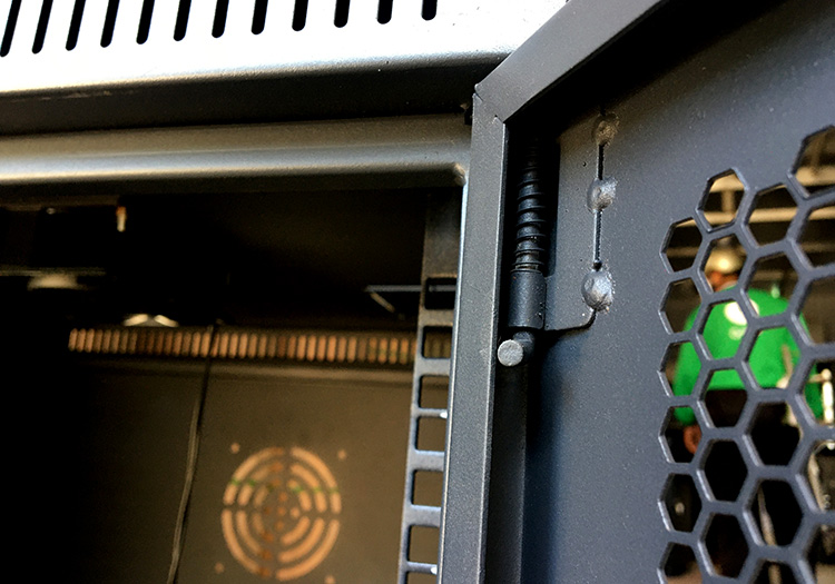 Tủ rack 10U D600, Tủ mạng 10U D600 màu đen Unirack Tủ rack 10U D600, Tủ mạng 10U D600 màu đen Unirack