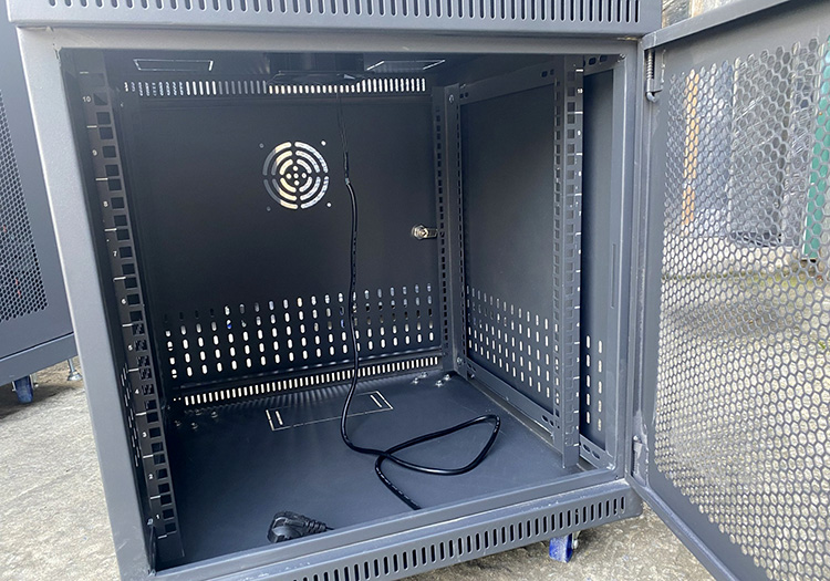 Tủ rack 10U D600, Tủ mạng 10U D600 màu đen Unirack Tủ rack 10U D600, Tủ mạng 10U D600 màu đen Unirack
