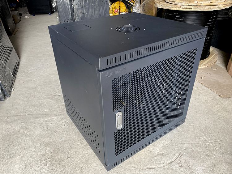 Tủ rack 10U treo tường Unirack