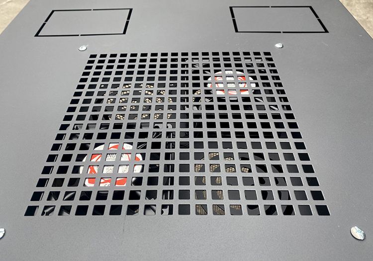 Hệ thống quạt tản nhiệt tủ rack 20U
