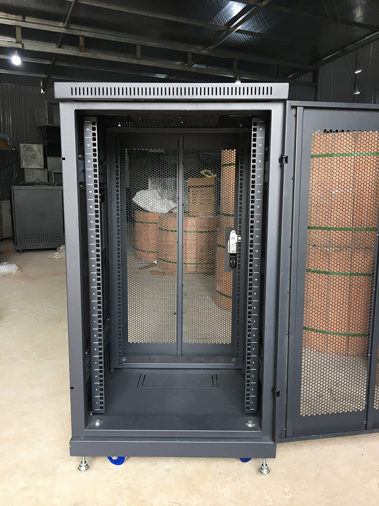 Tủ rack 20U D600 mẫu mới hãng UNIRACK Tủ rack 20U D600 mẫu mới hãng UNIRACK
