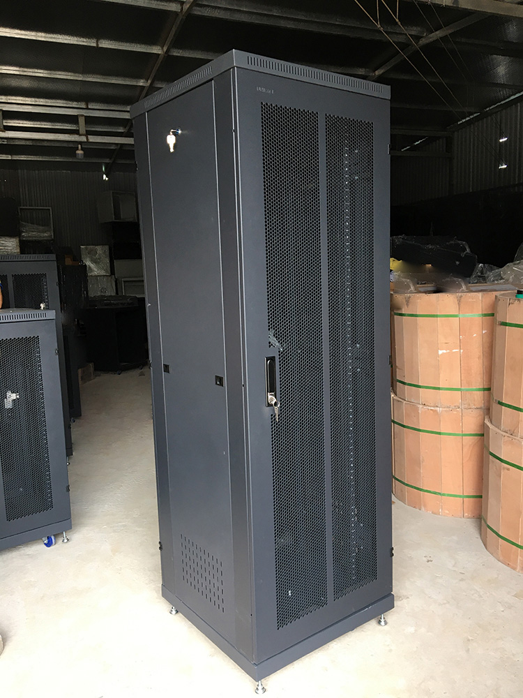 Tủ rack 36U D600, Tủ mạng 36U D600, UNR 36UD600-2CL