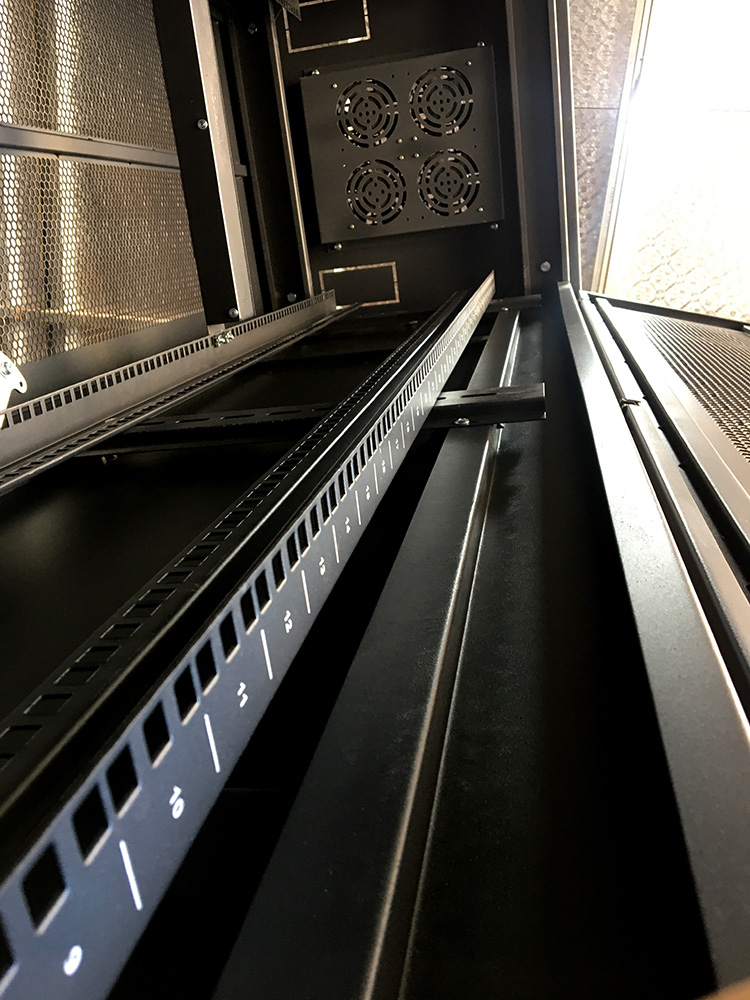 Tủ rack 42U D600, Tủ mạng 42U D600 UNR-42UD600-2CL Tủ rack 42U D600, Tủ mạng 42U D600 UNR-42UD600-2CL