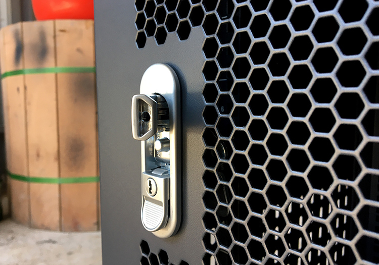 Tủ rack 9U D500 Unirack Tủ rack 9U D500 Unirack