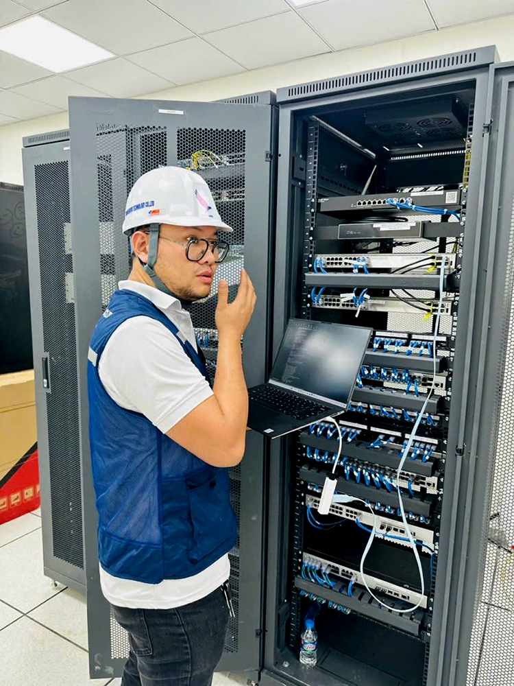 Tủ rack Unirack cho các công trình dự án hạ tầng viễn thông