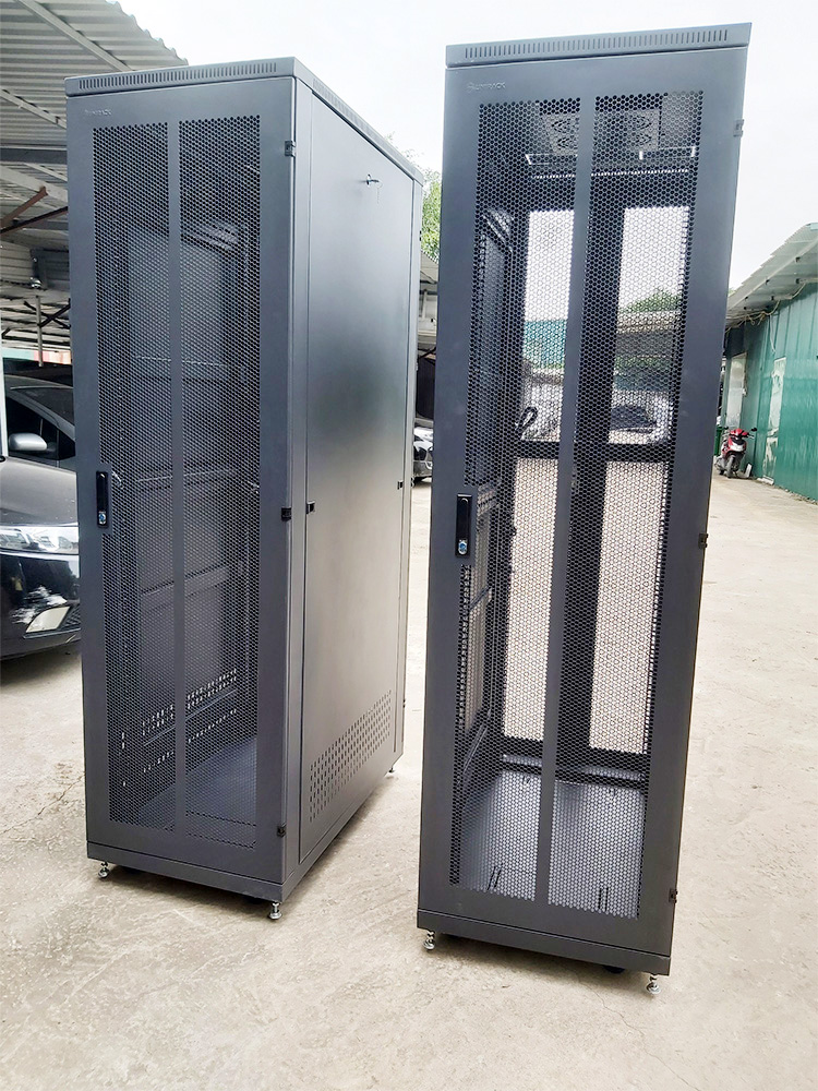 Tủ rack Unirack thiết kế hiện đại, tối ưu