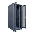 Tủ rack U-Series 27U W800 D600 – mở hai cánh cửa lưới, thấy khoang thiết bị và giá treo PDU